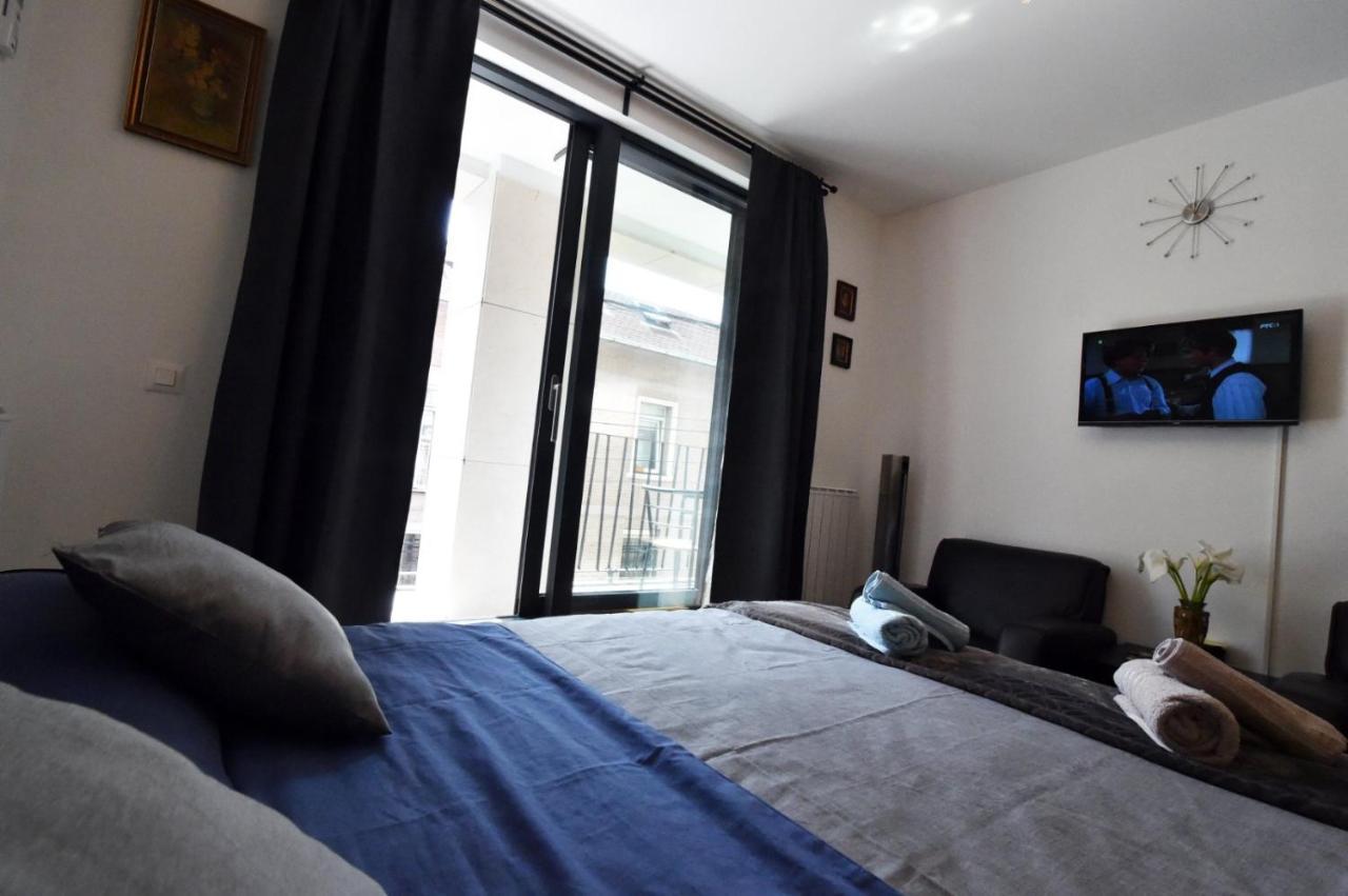 Tayson Square Dorcol New Location Free Garage Apartman Belgrád Kültér fotó